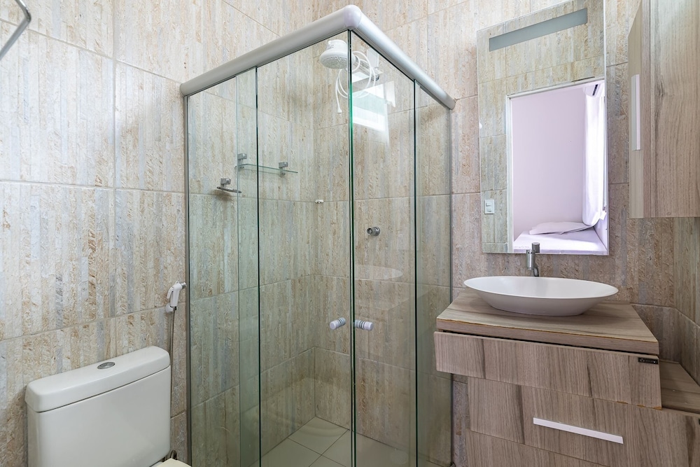 Casa 4 Suites-Com Piscina-137M