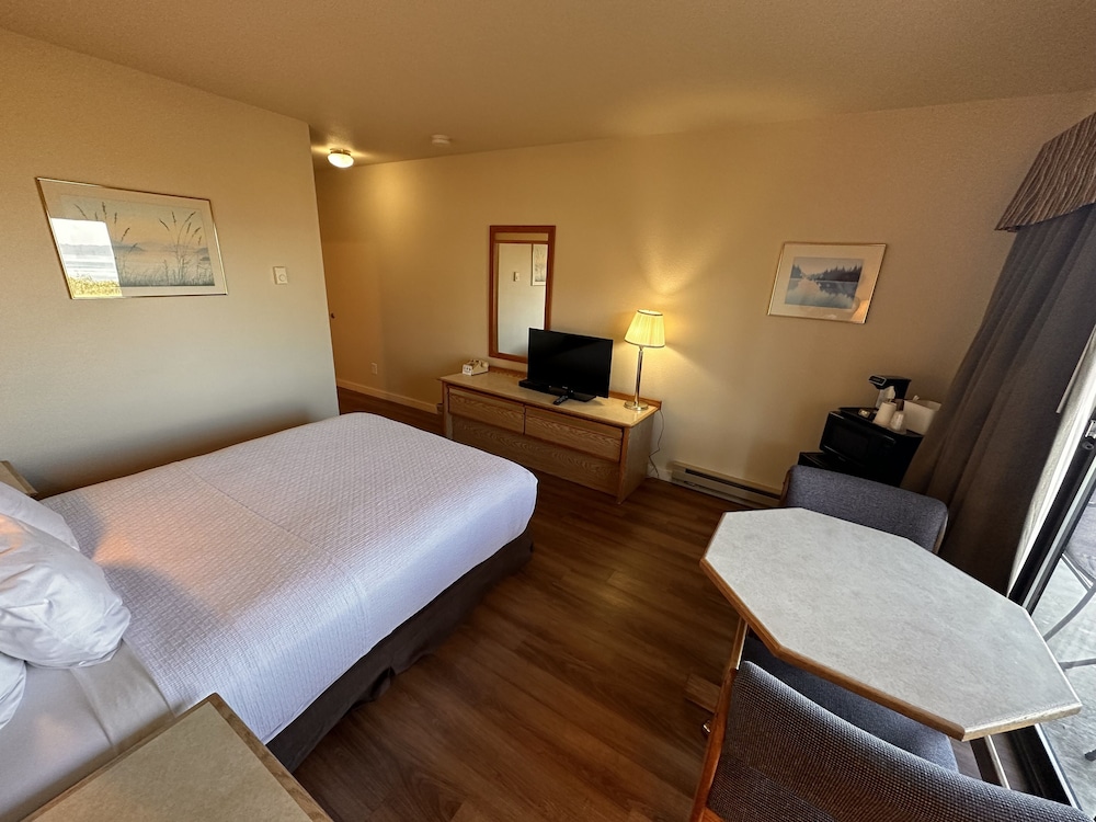 Astoria Crest Motel