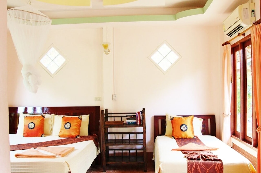 Seaboard Bungalows