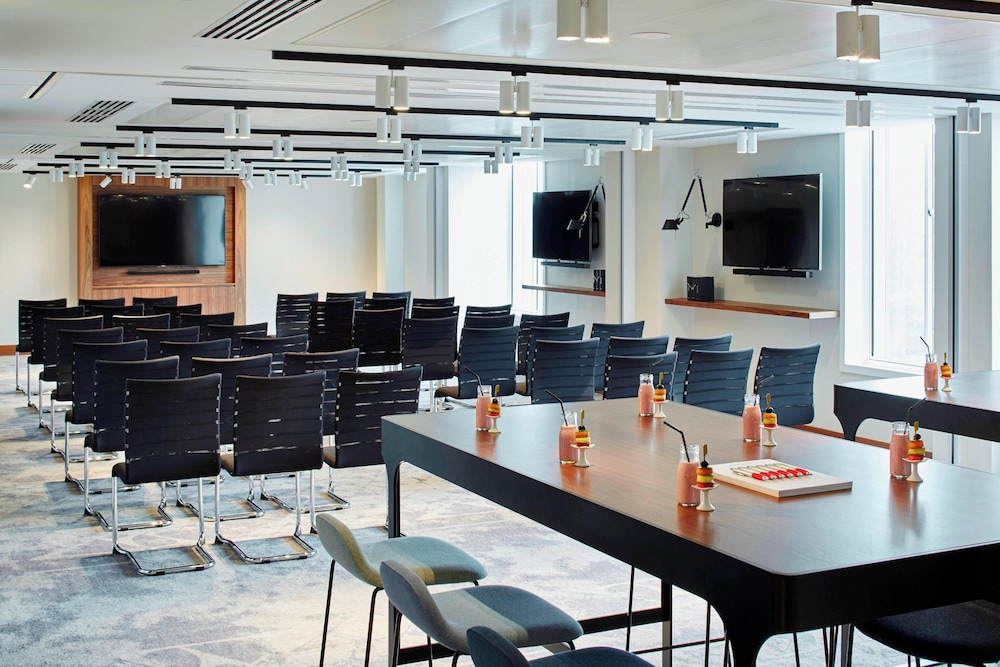 Hayes Vacations - London Heathrow Marriott Hotel - Property Image 4