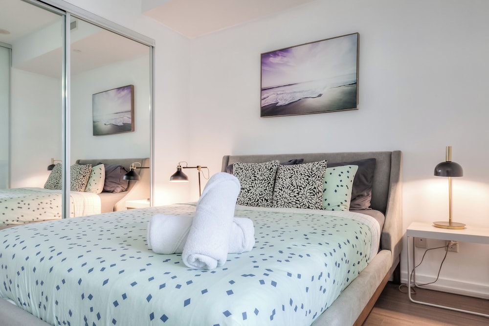 Fort York Suite - Image 1