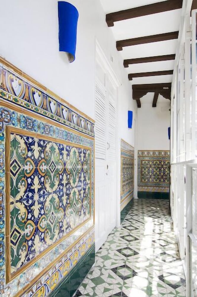 Hostal Lis I view 4
