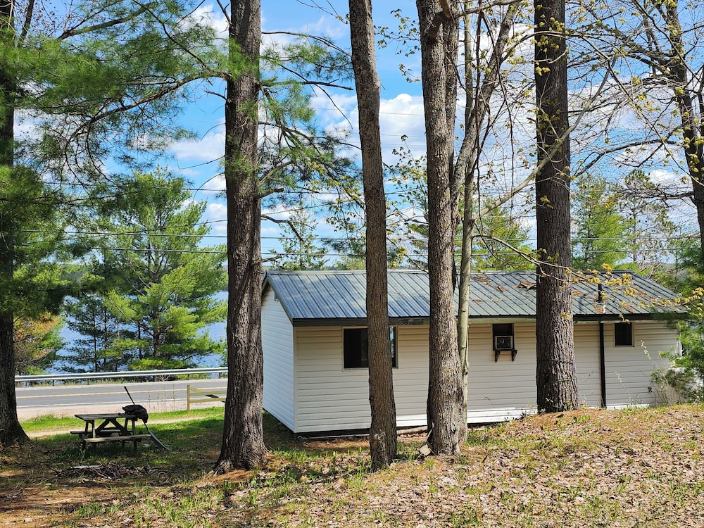 Mazinaw Lakeside RV Park & Campground