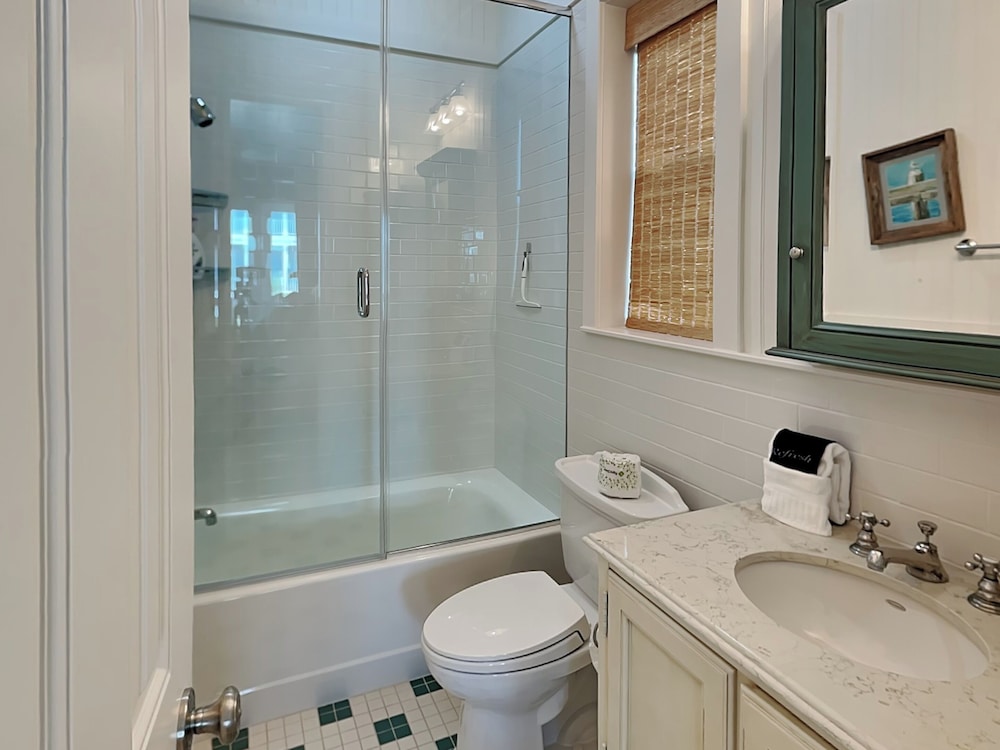 The Beachside Villa by Ryson Vacation Rentals