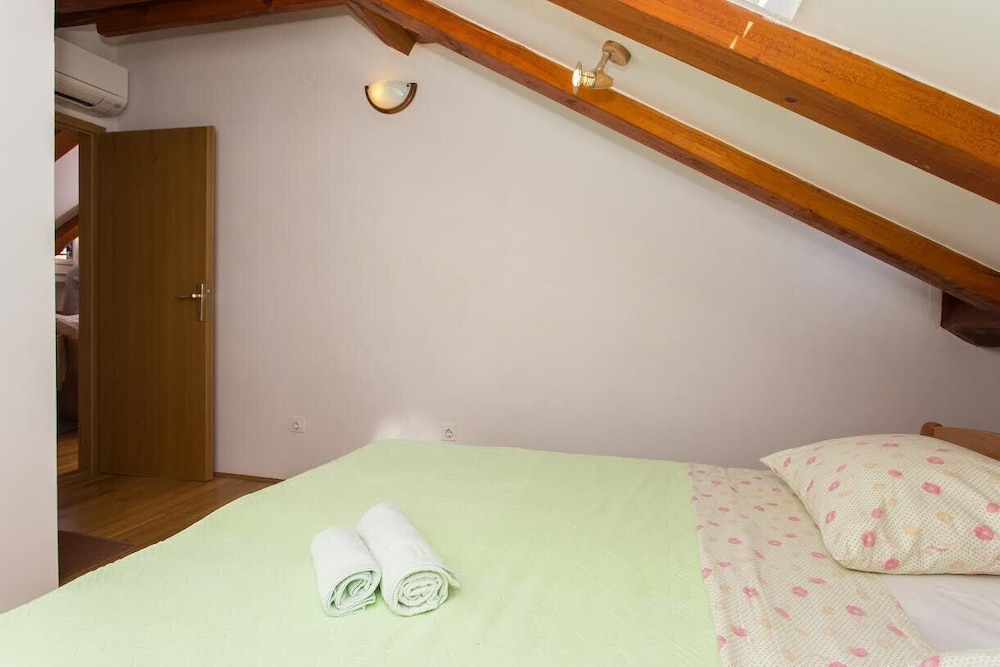 Dubrovnik Old Port Accommodation