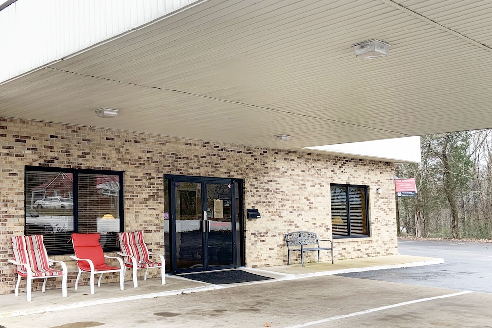 Paris Inn and Suites