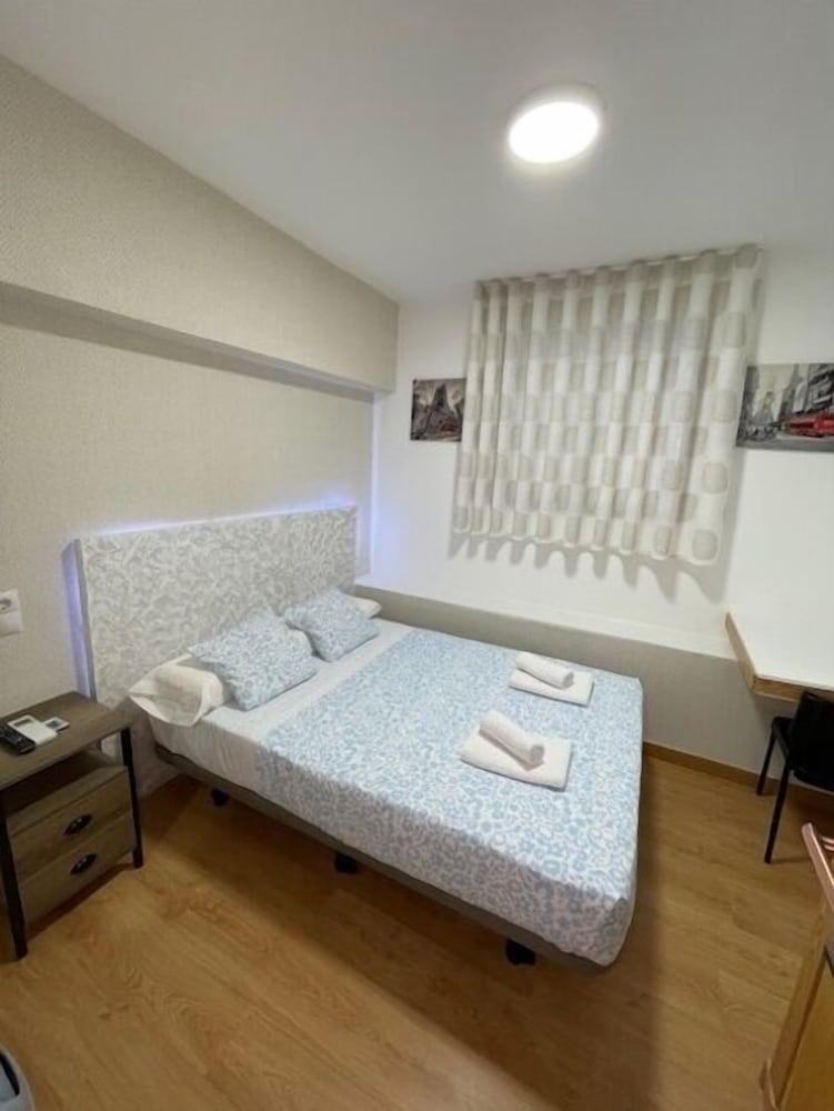 HOSTAL QUINTA SANTILLAN