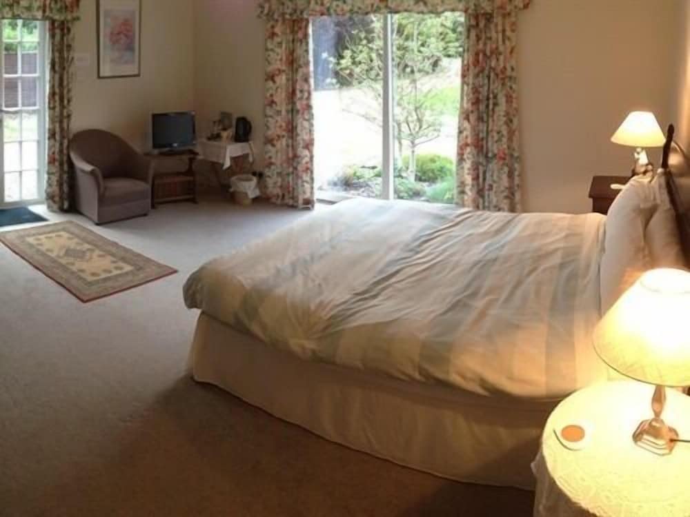 Primrose Lodge B&B