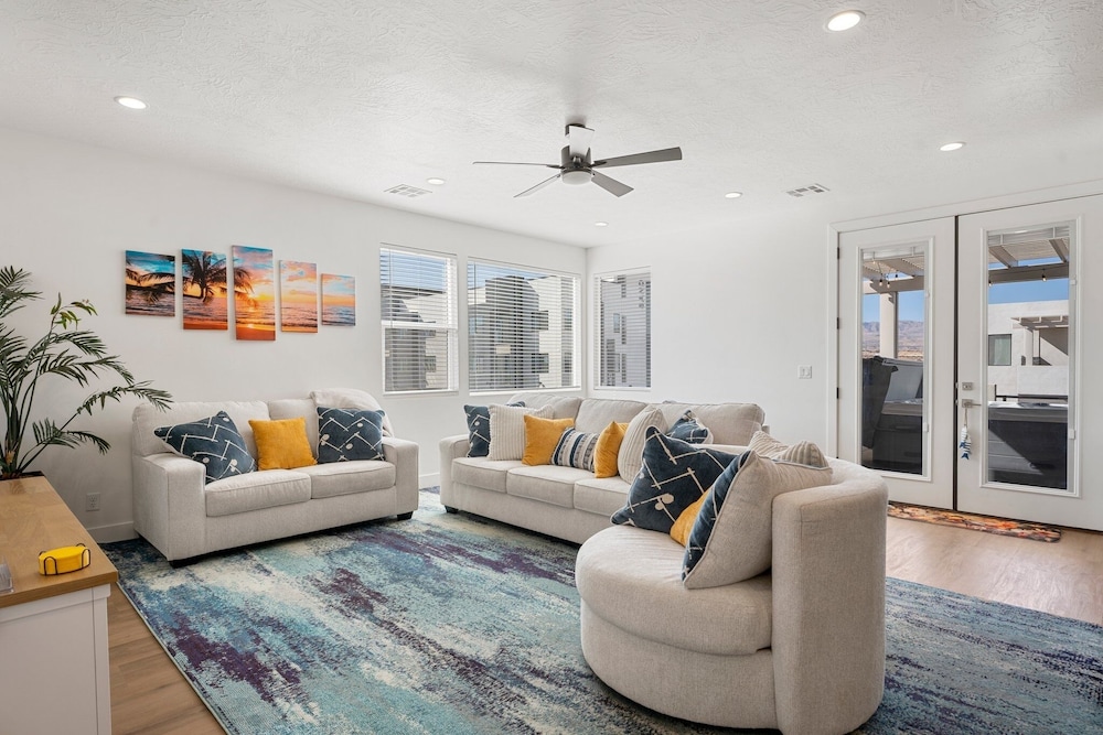 Beech Bungalow 5 Bedroom Townhouse