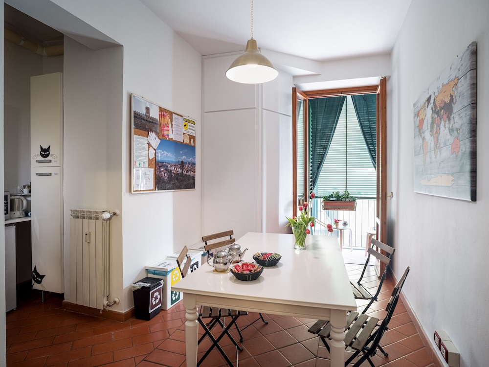 Antica Posta Bed & Breakfast - Florence