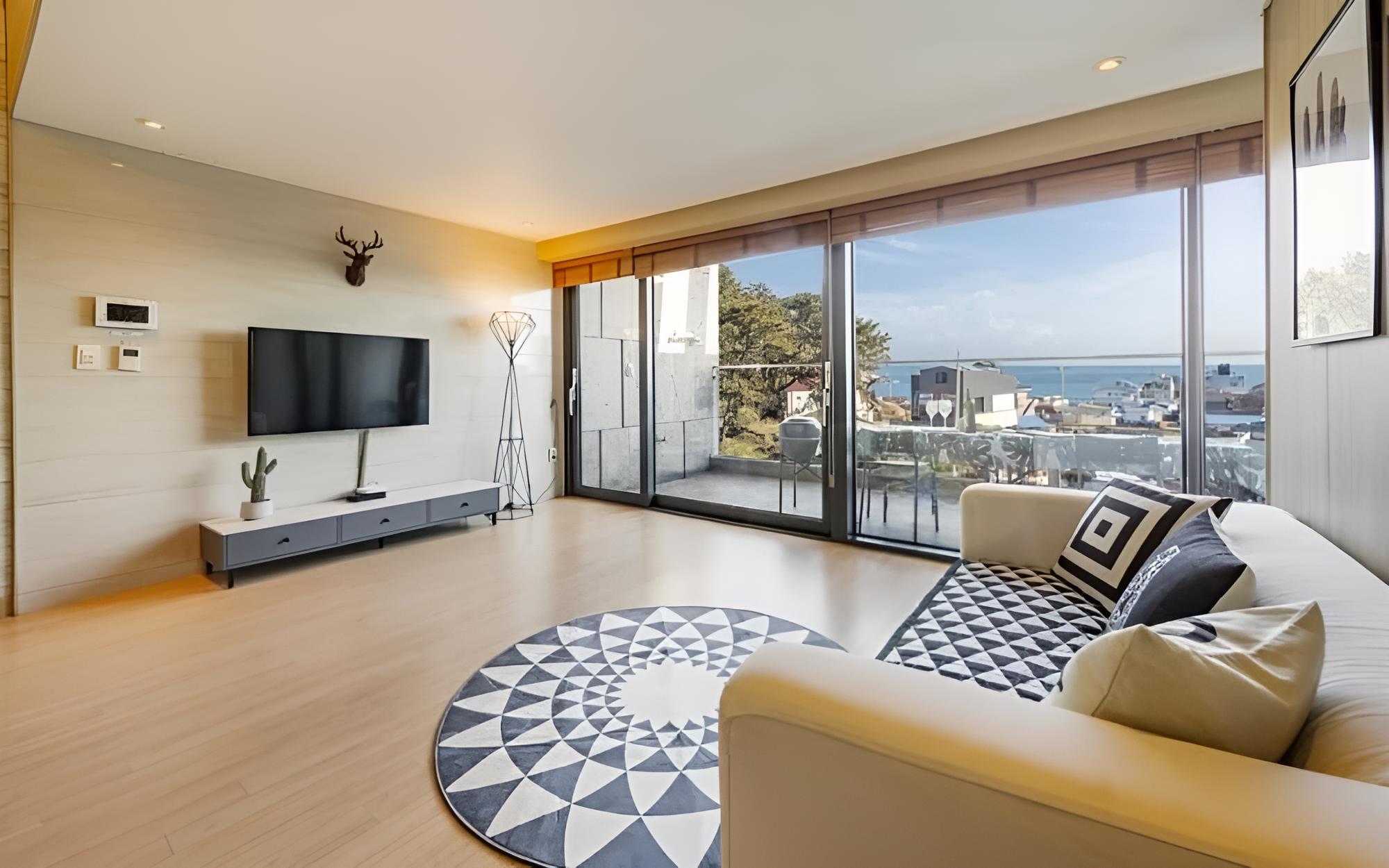 Busan Maru House Pension view 4