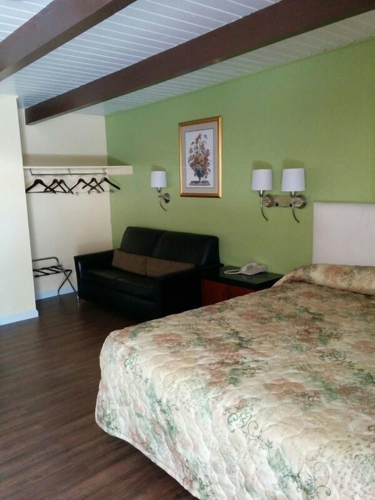 Vallejo Vacations - Budget Inn Vallejo/Napa Valley - Property Image 11
