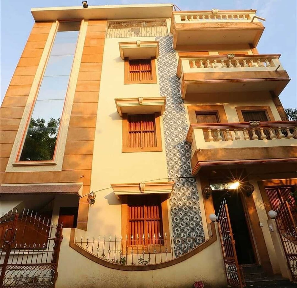 Le Apex Guest House view 2