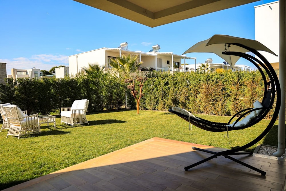 Sanpietro Vacation Villa 006