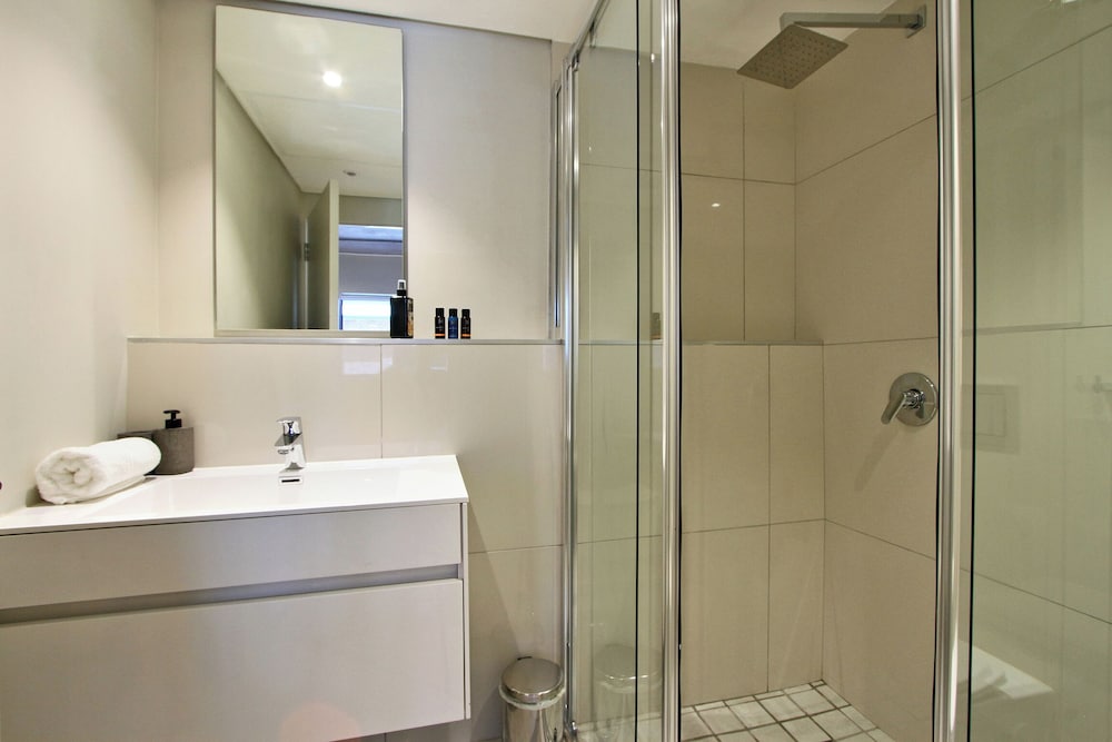Docklands Deluxe Apartments by ITC Hospitality