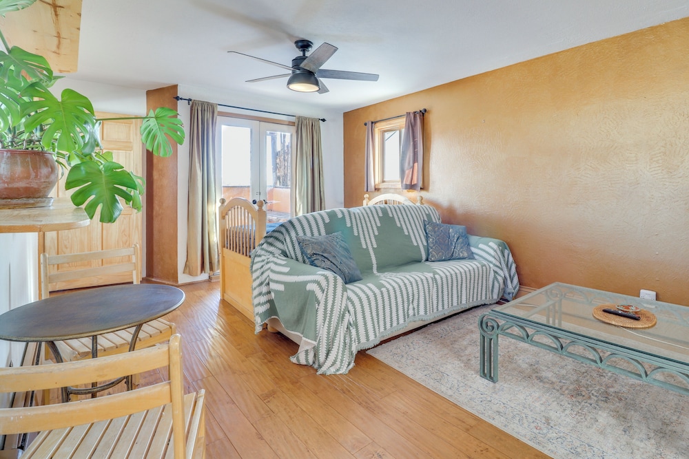 Spacious Mtn-view Gem in Corrales!