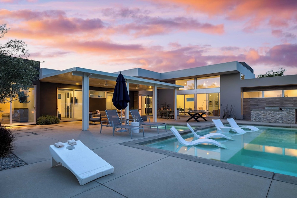 2 Villas Pool+spa, Putting Green, Bocce Polo Villas Solstice by Avantstay