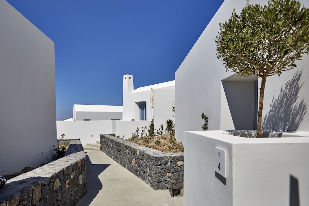 Nova Luxury Suites