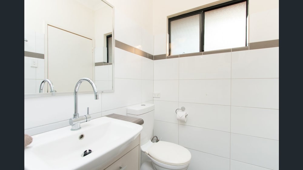 Cable Beach Apartments