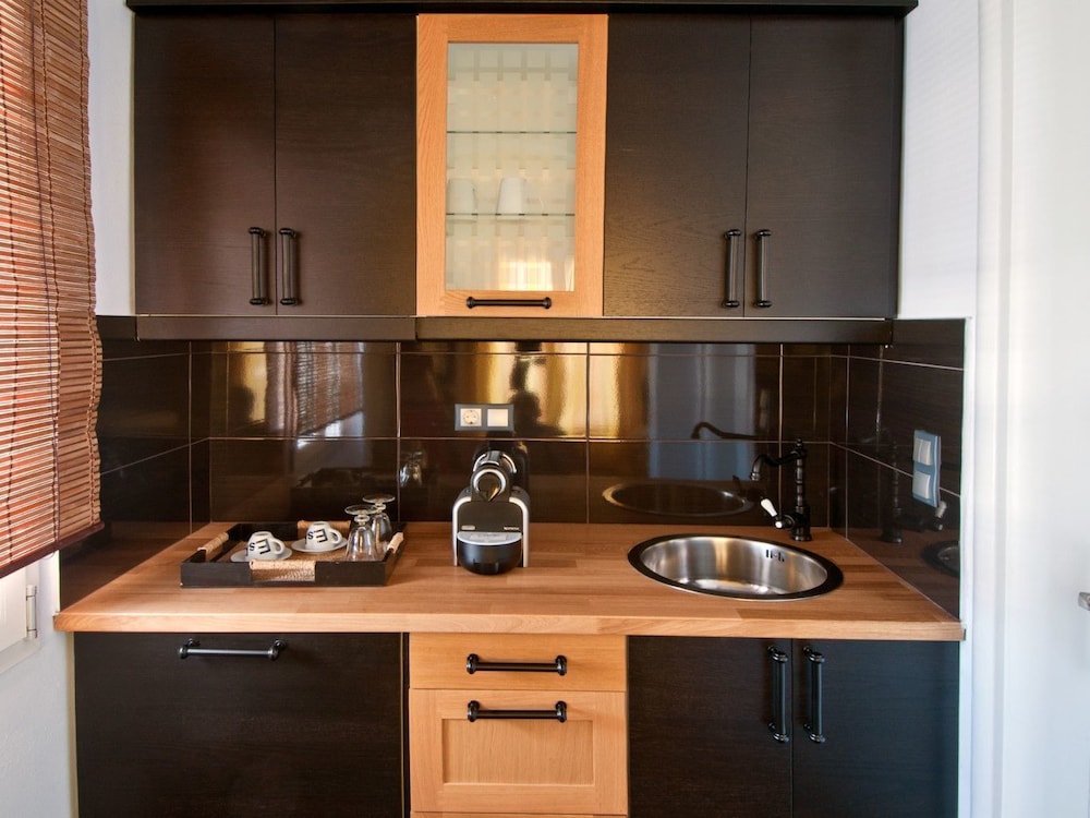 Miland Suites