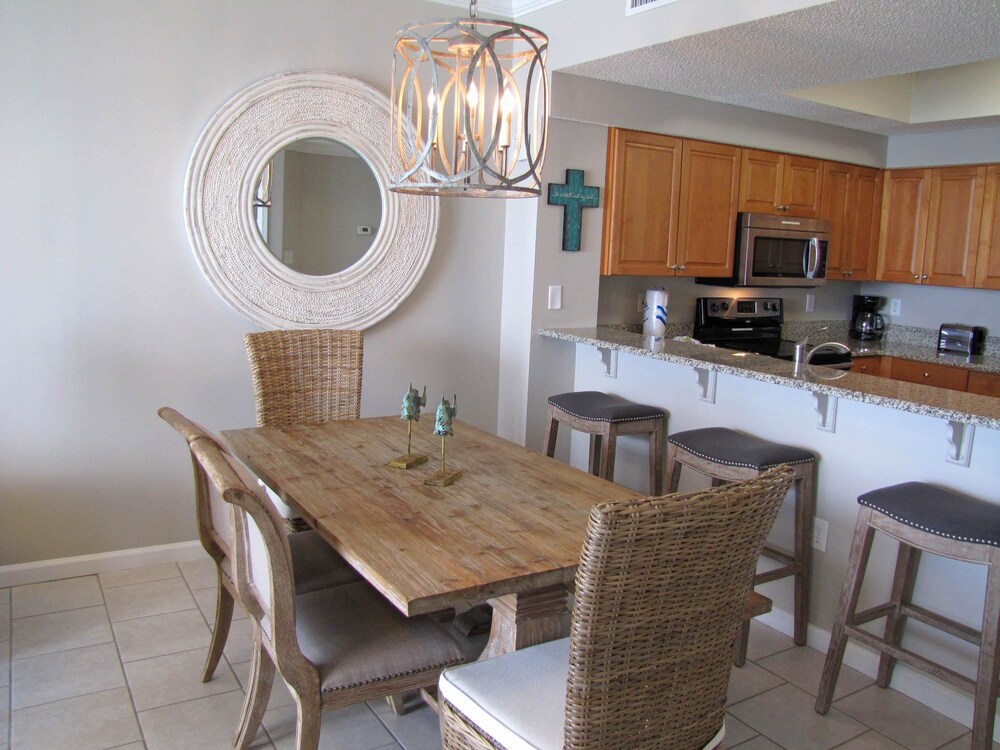 Majestic Sun Condos by Crystal Waters