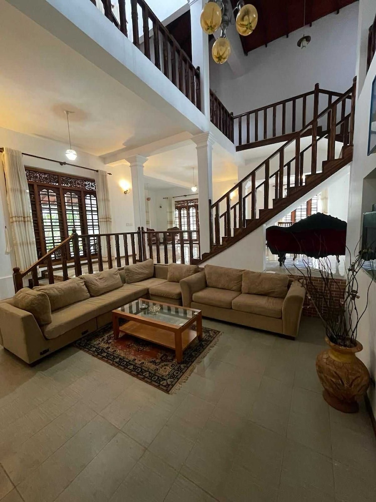 Larala Villa With Private Pool