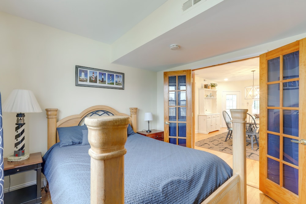 < 1/2 Mi to Boardwalk: Roomy Wildwood Retreat!