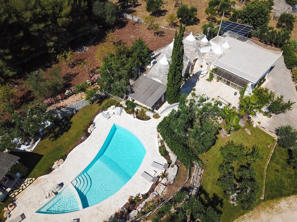 TD Trulli di Bouganville w/ Large Amazing Pool view 2