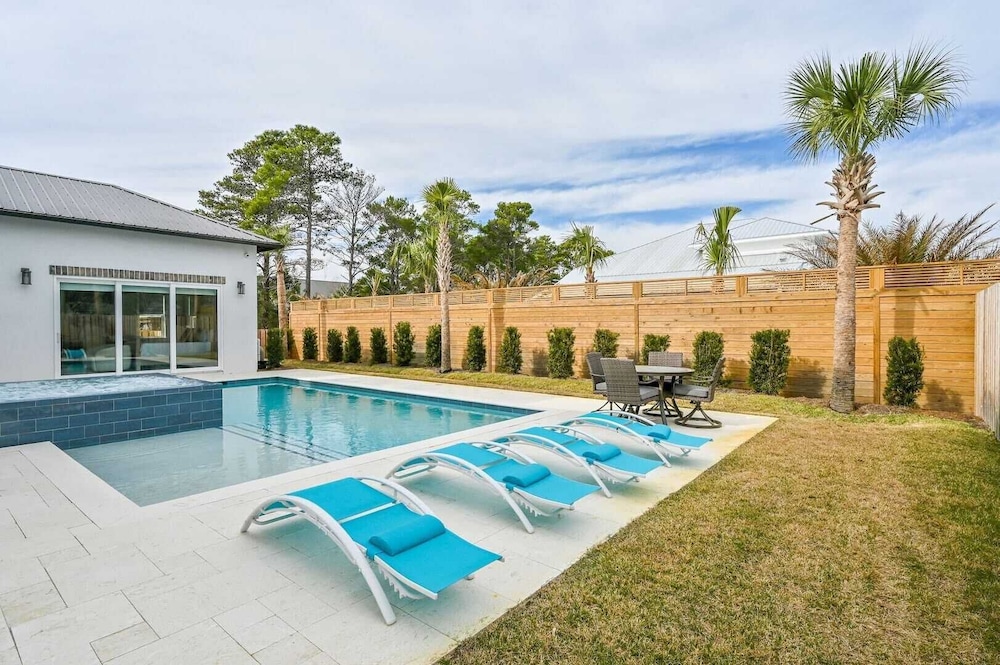 30A Sunset 30a Sunset Palazzo by Avantstay Sleeps 20 Boat-friendly + Pool
