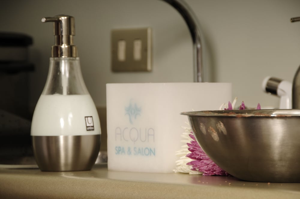 Acqua Residences