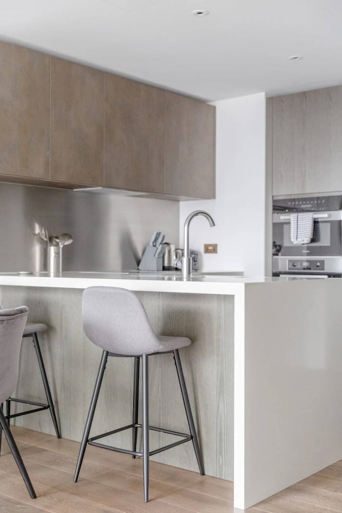 Luxurious 1 Bedroom Flat by the River Thames - Vauxhall