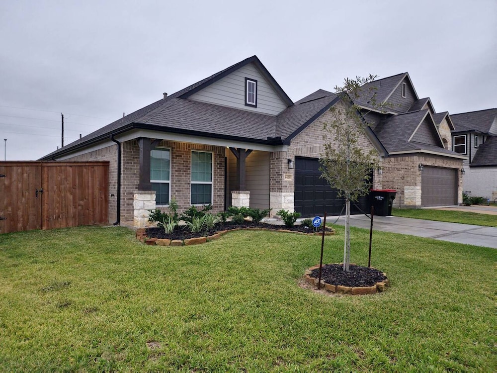 Serenity in Suburbia - Katy Tx
