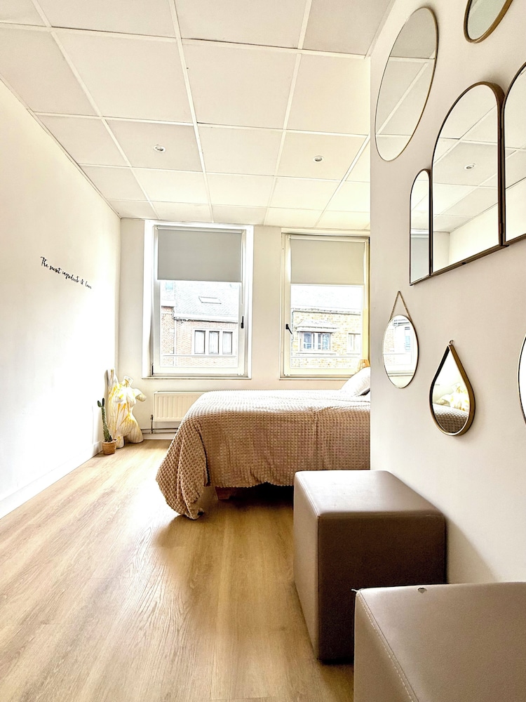 Spacious duplex in the center
