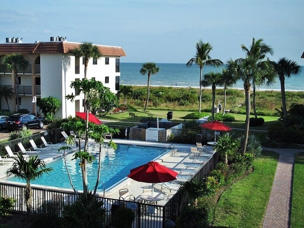 Sandalfoot Beachfront Condominium, photo 7