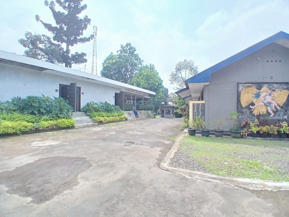 Cibulan Indah Hotel