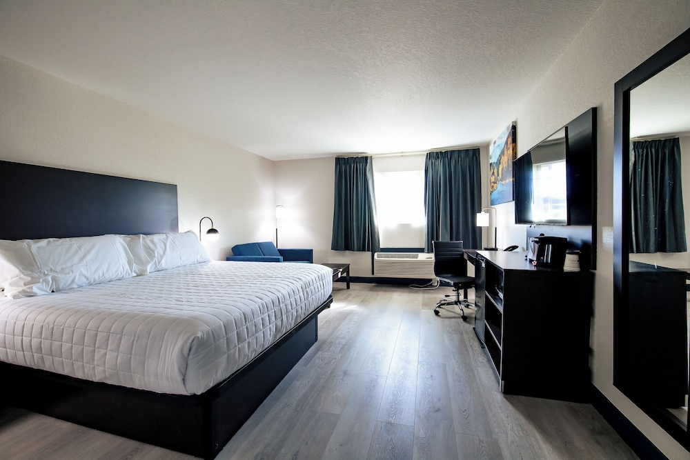 Surestay By Best Western Forsyth