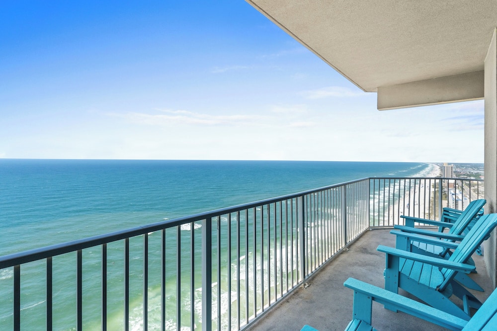Tidewater by Book That Condo