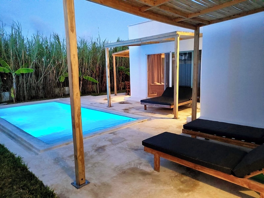 Luxury Lions Villas Zanzibar - with Private Cook&Infinity Pools