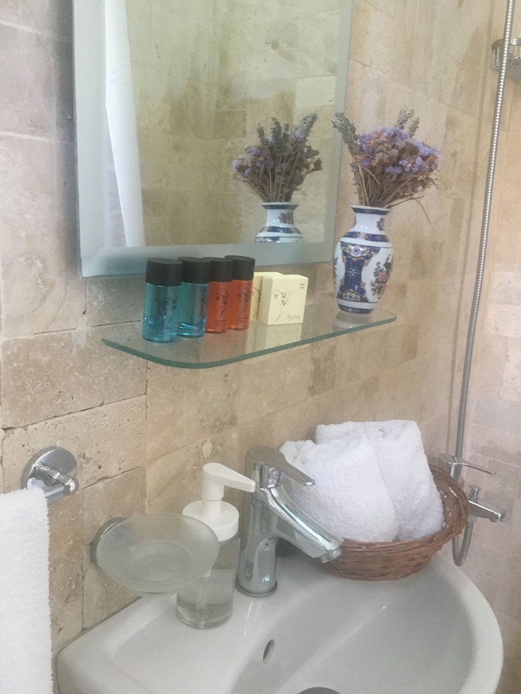 Defne Ev Otel - Image 30