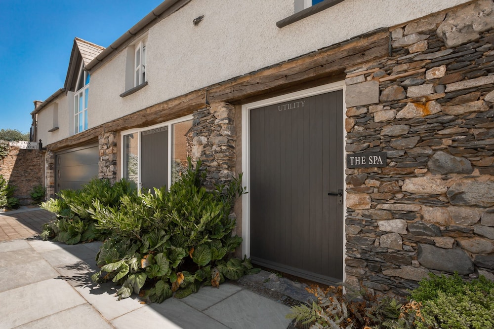 Wharton House Mews Retreat for two