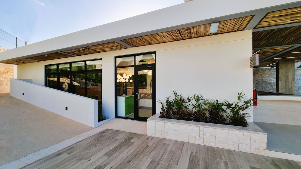 Family 3 Bedroom Ocean Villa By Wyndham Grand Cancun
