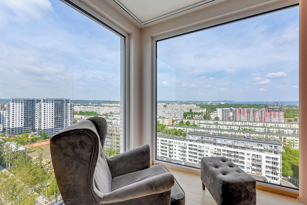 Top Floor z Widokiem na Morze by Downtown Apartments