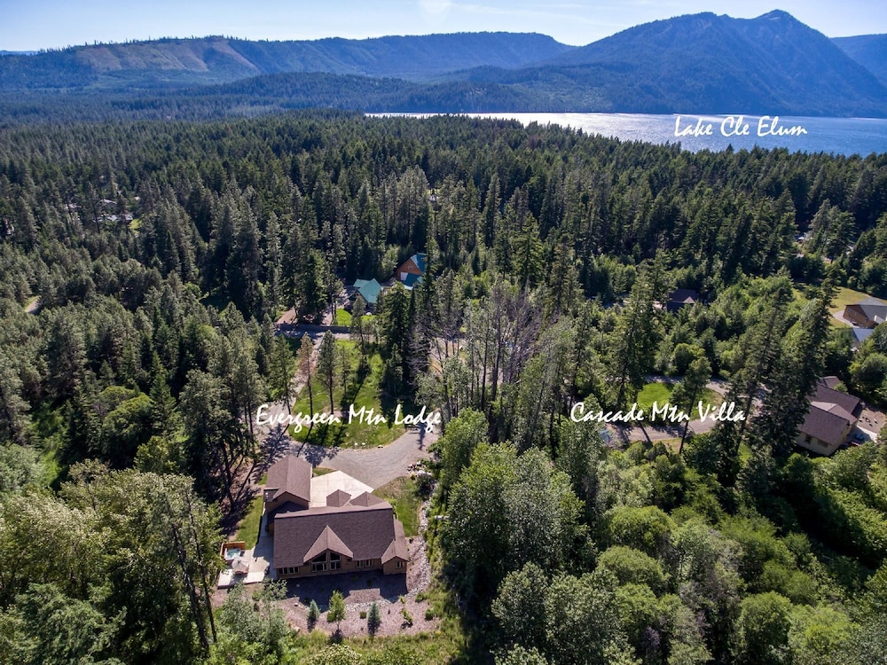 Cascade Mountain Villa