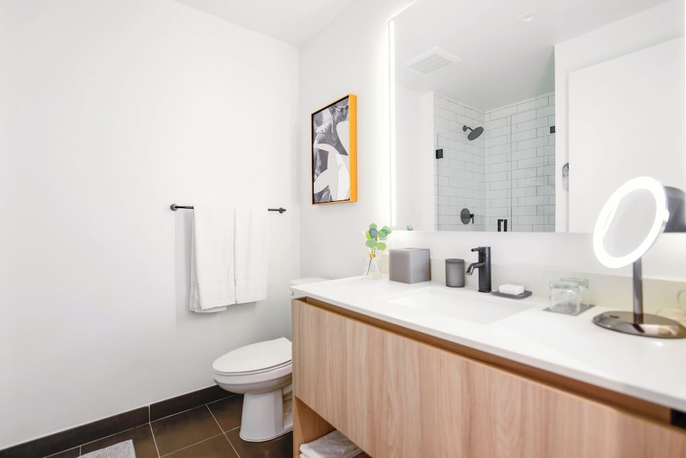 Studio With Bay Views In Downtown Miami