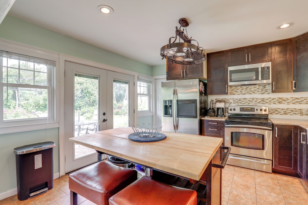 Private Yard, Garden, Patio: South Jersey Hideaway