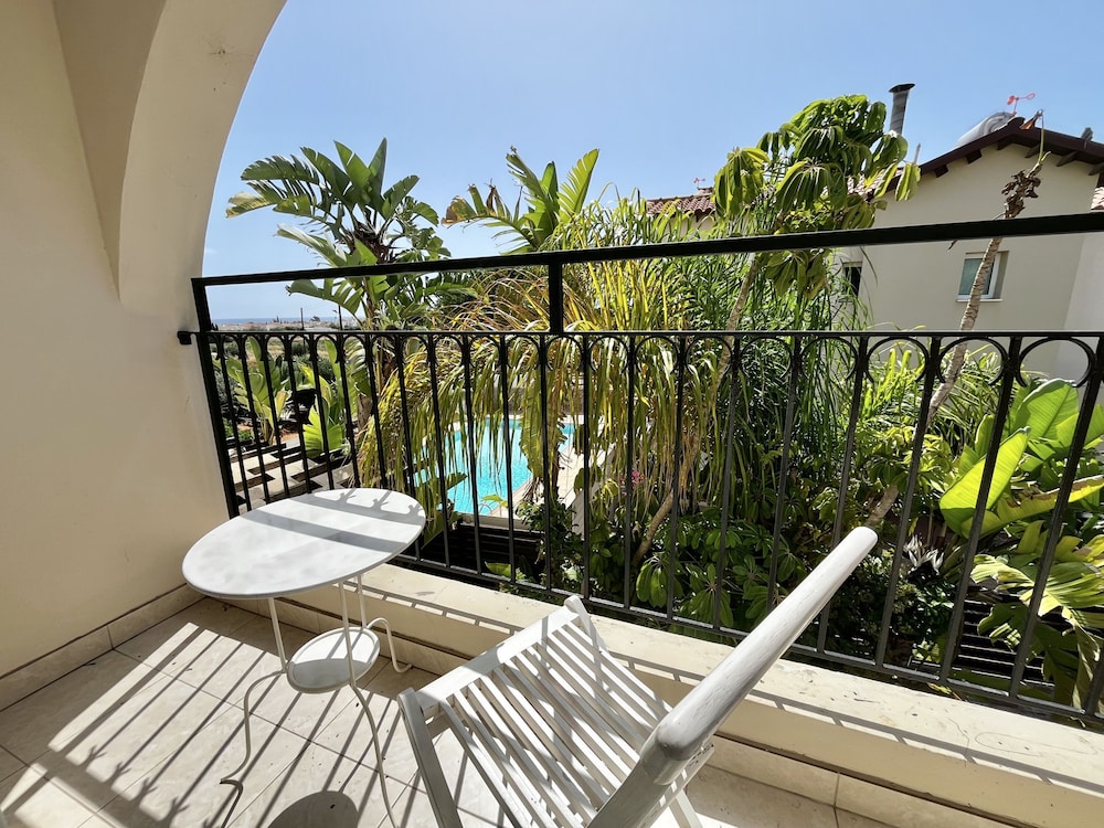 21 ATR - Stay Thalassa Villa