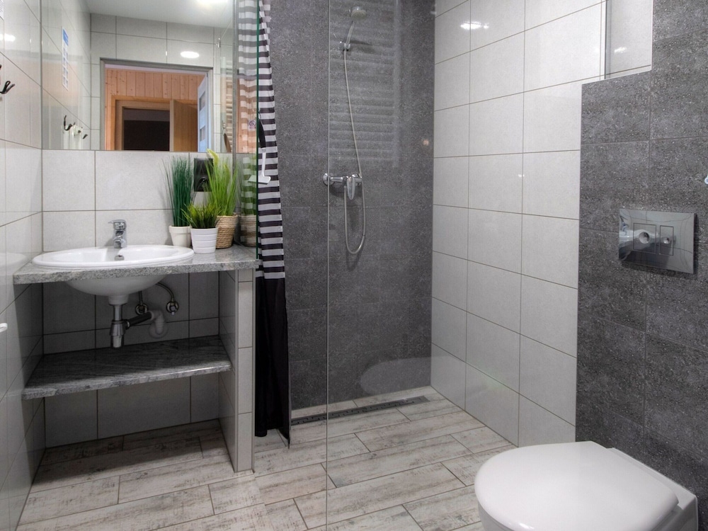 Apartment in Sianozety Near the Beach