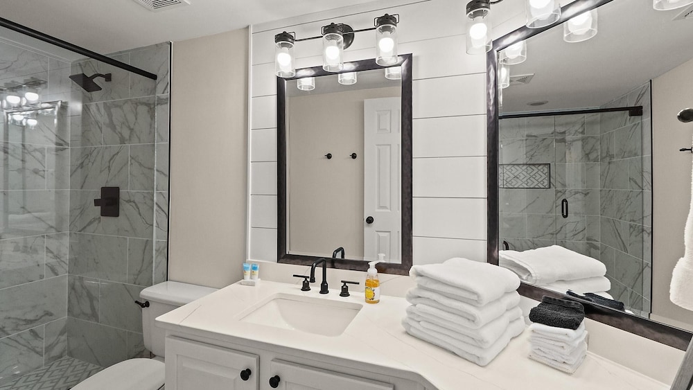 Pelican Pointe #1003 by Southern Vacation Rentals