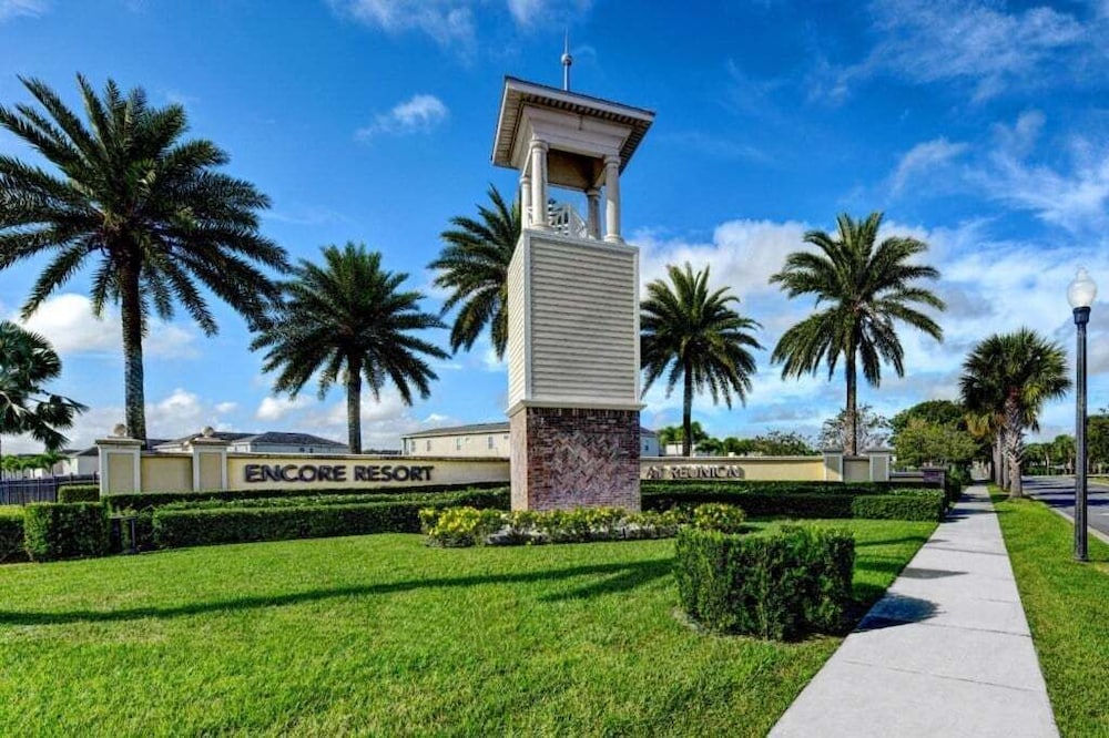 Elegant 8br Retreat W/ Private Pool, Spa & Family-friendly Comfort 8 Bedroom Villa