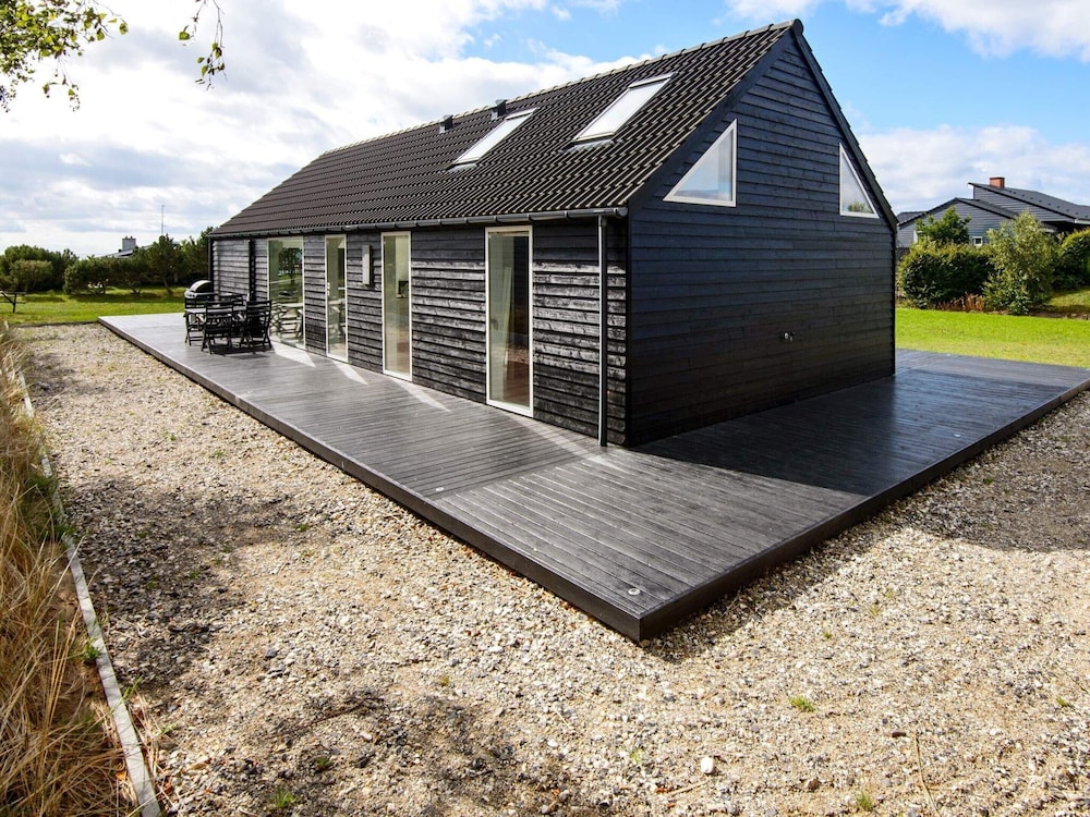 Pleasant Holiday Home in Ebeltoft near Sea view 2